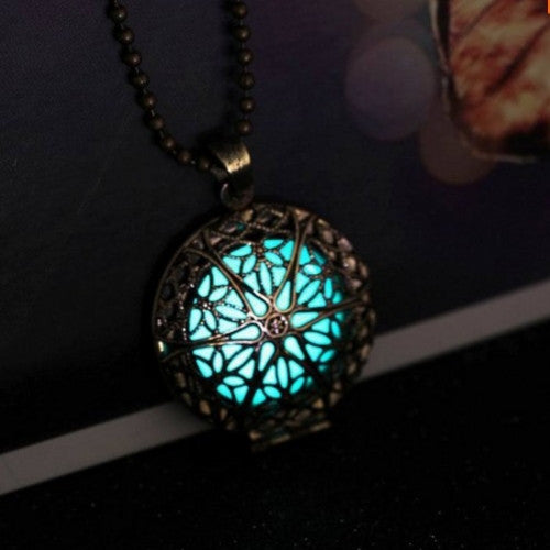 Pendant Necklace Glowing Luminous Vintage Hollow Necklace