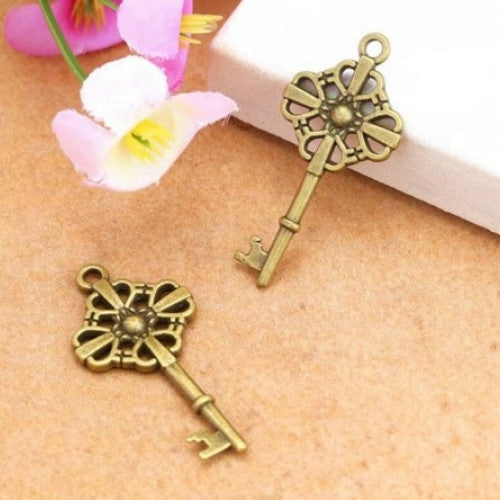 Antique Bronze Flower Skeleton Key Charms Pendant